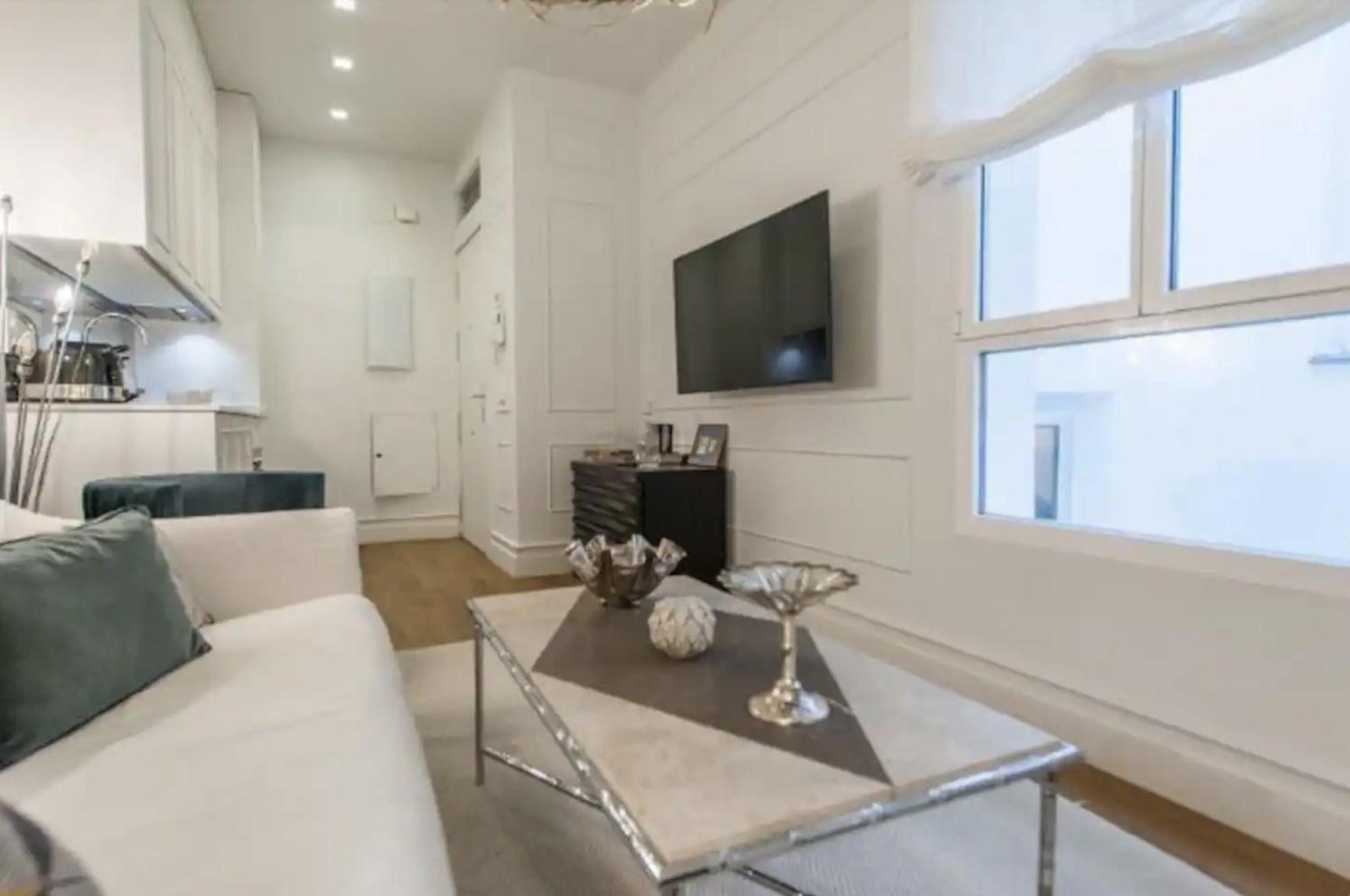 Apartamento Apartamento De Lujo En Neptuno Madrid Exterior foto